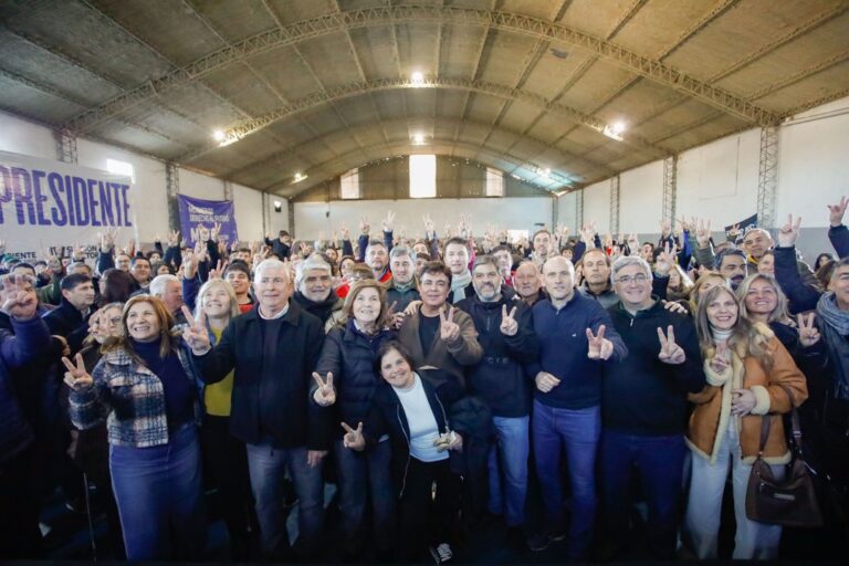 Fernando Espinoza Anuncia el Renacer del Peronismo de la Victoria en un Nuevo Encuentro