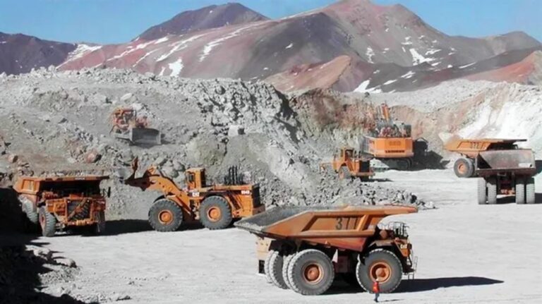Crecimiento Sostenido: La Industria Minera Aumenta un 11,4% en Junio
