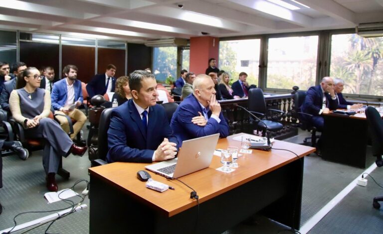 Un juez federal en el banquillo: Acusaciones de maltrato laboral y violencia de género