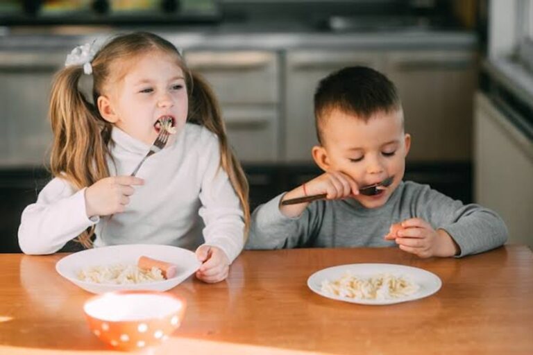 Cómo Proteger a los Niños de Atragantamientos: Consejos y Acciones de Emergencia