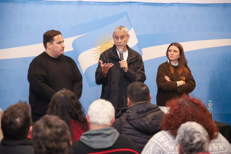 Ferraresi Promueve la Construcción de Mayorías desde la Base en San Miguel