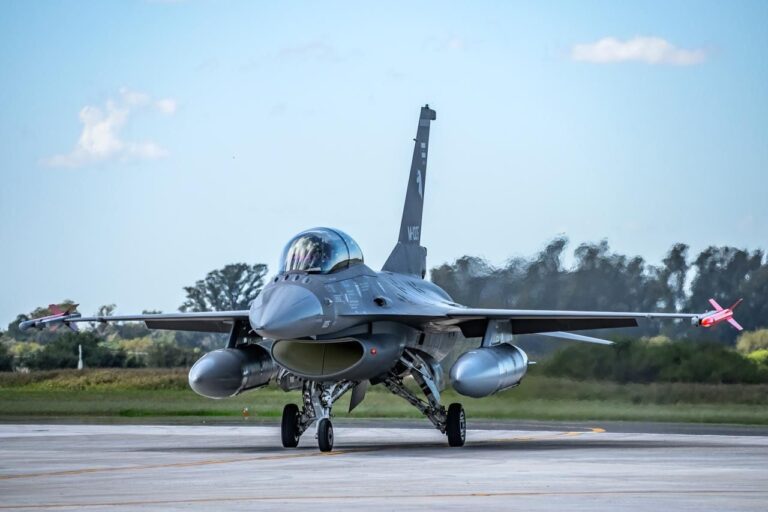 Argentina Refuerza el Secreto Militar en la Incorporación de Aviones F-16