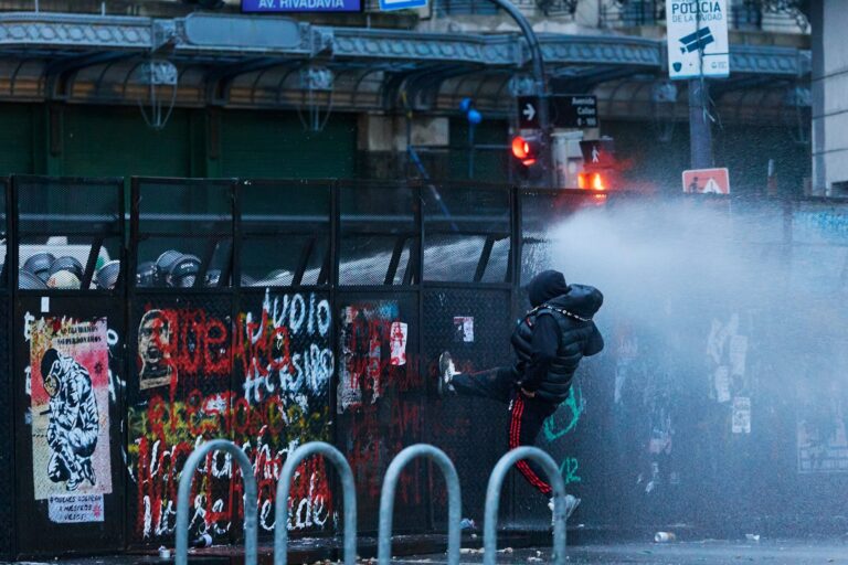 Denuncia del Gobierno Nacional por Atentado al Orden Constitucional durante Protestas