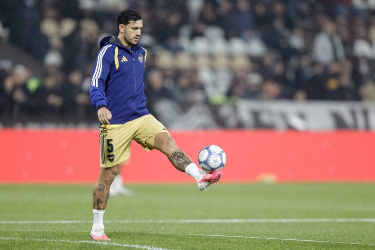 Boca enfrenta un desafío inesperado: tres bajas clave por lesiones antes del partido decisivo en Paraguay