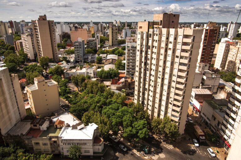 Desalojos Exprés: Nueva Ley Acelera Procesos Judiciales para Inquilinos Morosos