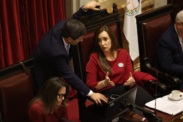La Libertad Avanza pide la remoción de un colaborador cercano a Villarruel en el Senado