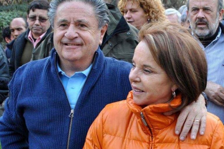 Escándalo del Vacunatorio VIP: Piden Indagatoria para Duhalde, Verbitsky y Otros 30 Implicados