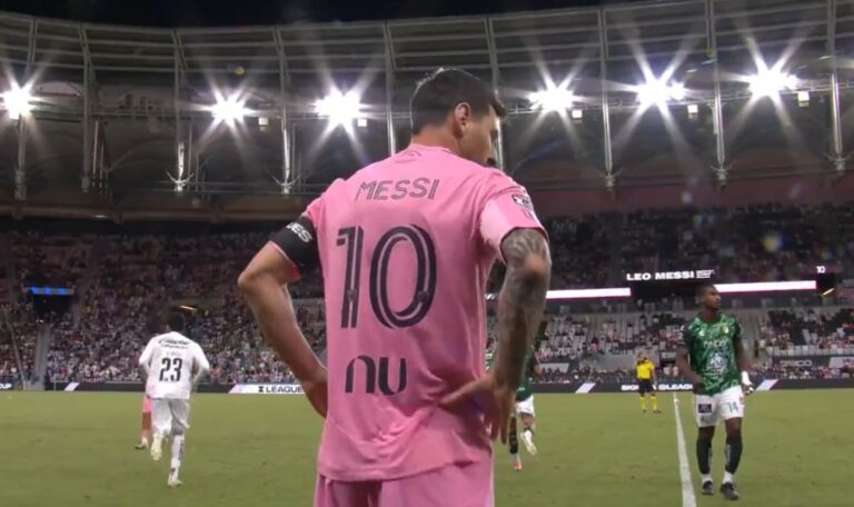 La emotiva vuelta de Messi: ovaciones y abrazos en su regreso a las canchas