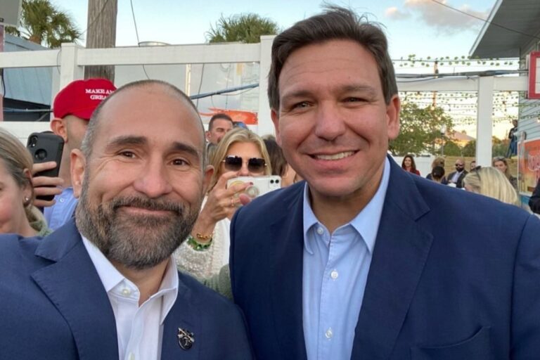 Jay Collins se retira de la contienda electoral tras perder las primarias republicanas