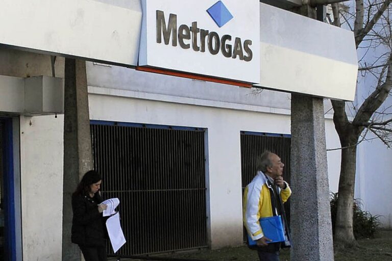 Definición Clave: Grupos en la Puja por el Control de Metrogas
