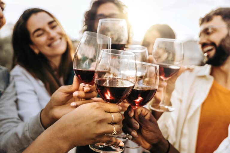 Descubre la bebida alcohólica que más resaca provoca según un nutricionista