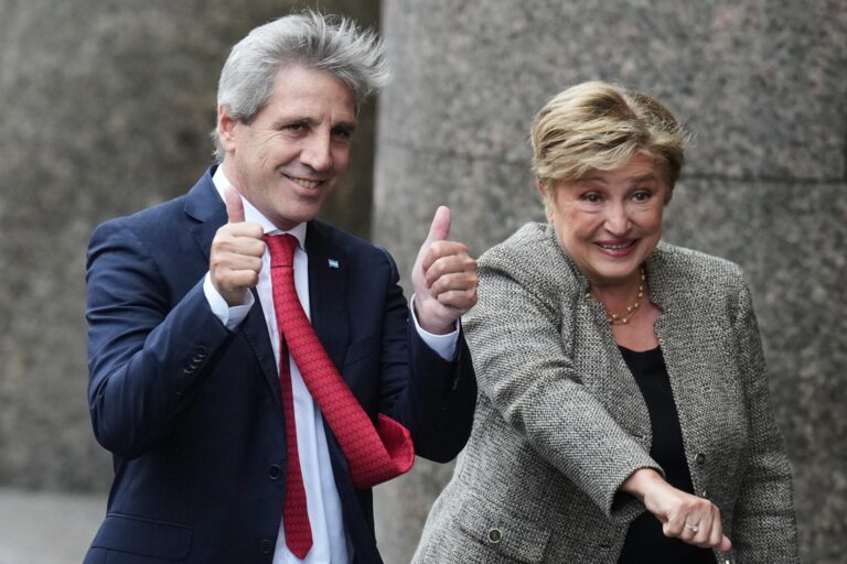 El Gobierno retiene $784.000 millones destinados a obras viales