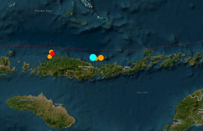 Terremoto de 7,7 Magnitud Sacude Indonesia y Genera Alerta de Tsunami