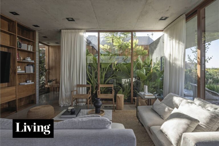 Innovadora Casa en Pilar Integra Naturaleza y Espacio