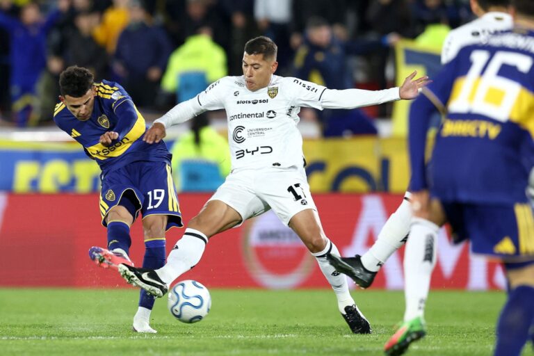 Agenda Deportiva: Partidos Imperdibles de Fútbol para Este Martes