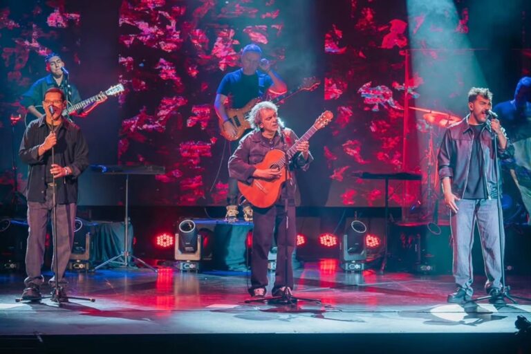 Los Nocheros Celebran 40 Años en el Gran Rex: Todo lo que Debes Saber