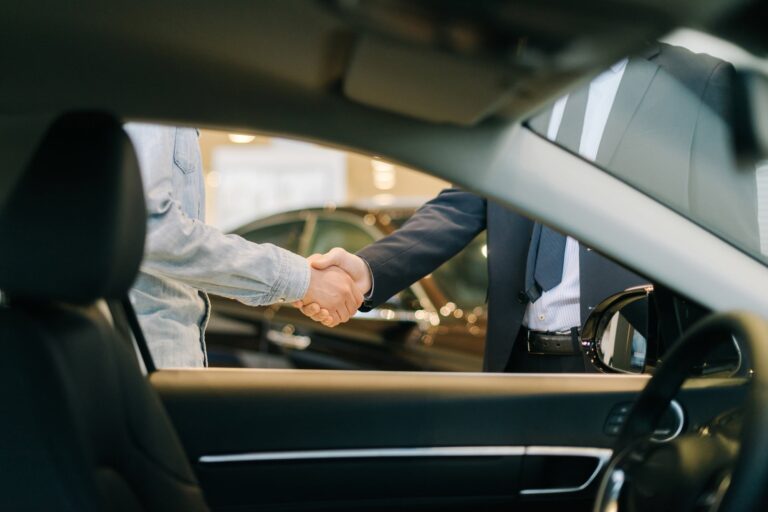 El Cambio en el Mercado Automotriz: ¿Por Qué los Autos Más Baratos Ya No Son los Más Vendidos?