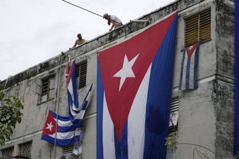 Cuba enfrenta una drástica caída del turismo: ¿qué la causa?