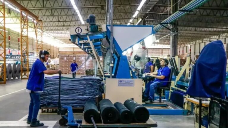 La UIA advierte sobre el grave deterioro de la industria en julio