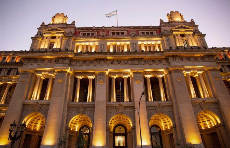 El Gobierno Nacional Designa a 35 Nuevos Jueces y 7 Vocales en Importantes Decretos