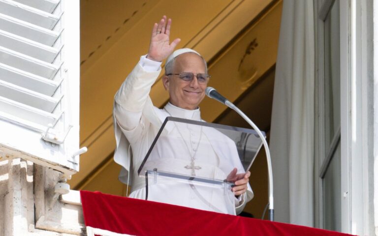 Tres Comandos Unificados para Garantizar la Seguridad del Papa León XIV en Argentina