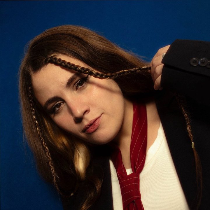 Tizishi deslumbró en Makena con su innovador estilo musical