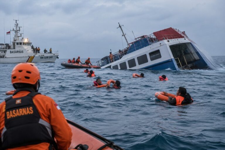 Tragedia Marítima en Indonesia: Seis Muertos y Más de Ciento Veinte Desaparecidos
