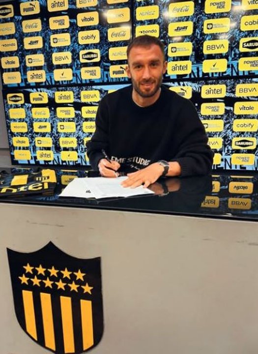 Germán Pezzella se suma a Peñarol y hace historia en el fútbol uruguayo