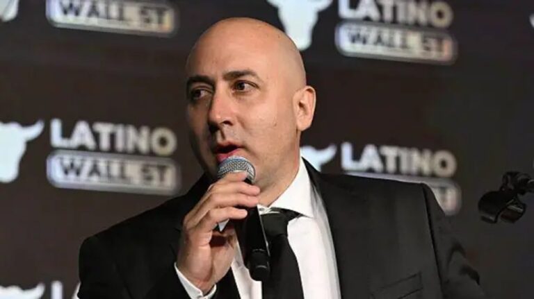 Revelan detalles sobre la venta de Cerimedo en La Derecha Diario a través de audios filtrados