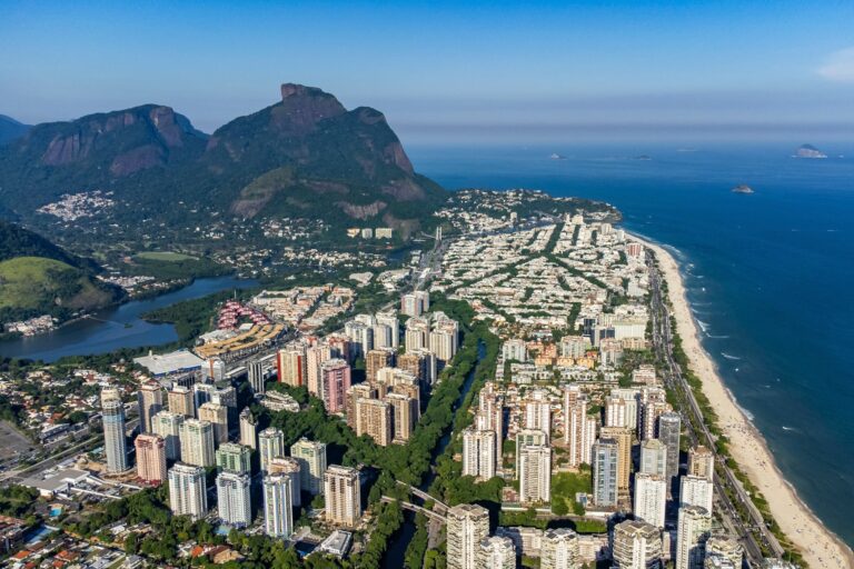Río de Janeiro: Un Viaje Más Allá de sus Postales Icónicas