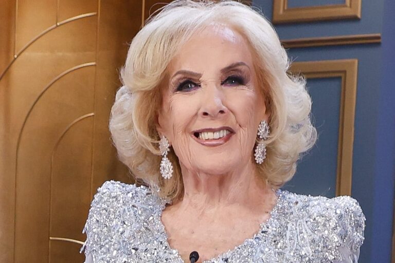 Mirtha Legrand recibe el alta médica y se recupera en casa