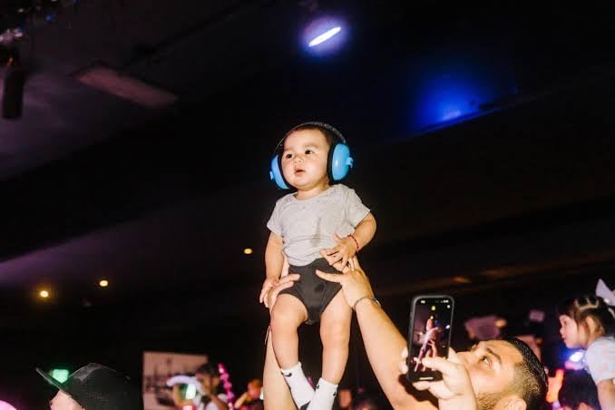 Las Baby Raves: La Nueva Tendencia de Fiestas Electrónicas para Pequeños