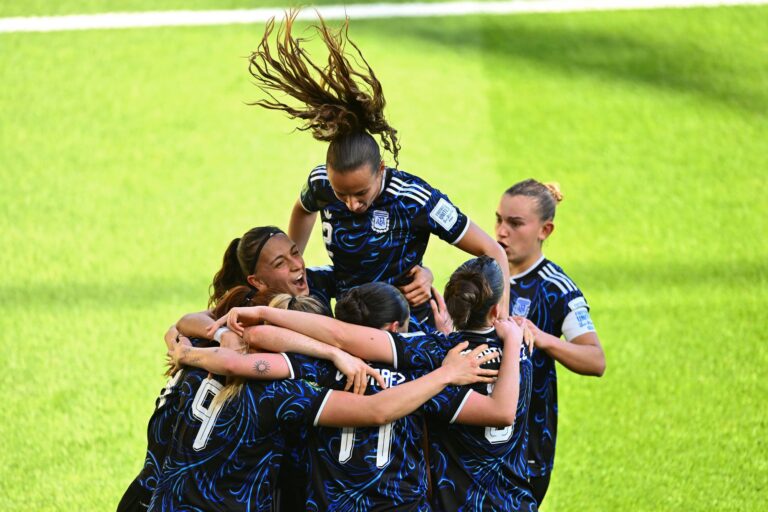Argentina brilla en el Mundial Sub 20: goleada histórica ante Benín