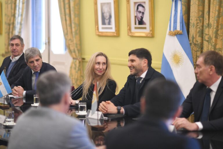 Baja Histórica en Giros Discrecionales a Provincias: Un Agosto para Olvidar