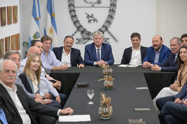 Gobernadores optan por la cautela ante la carrera presidencial de 2027